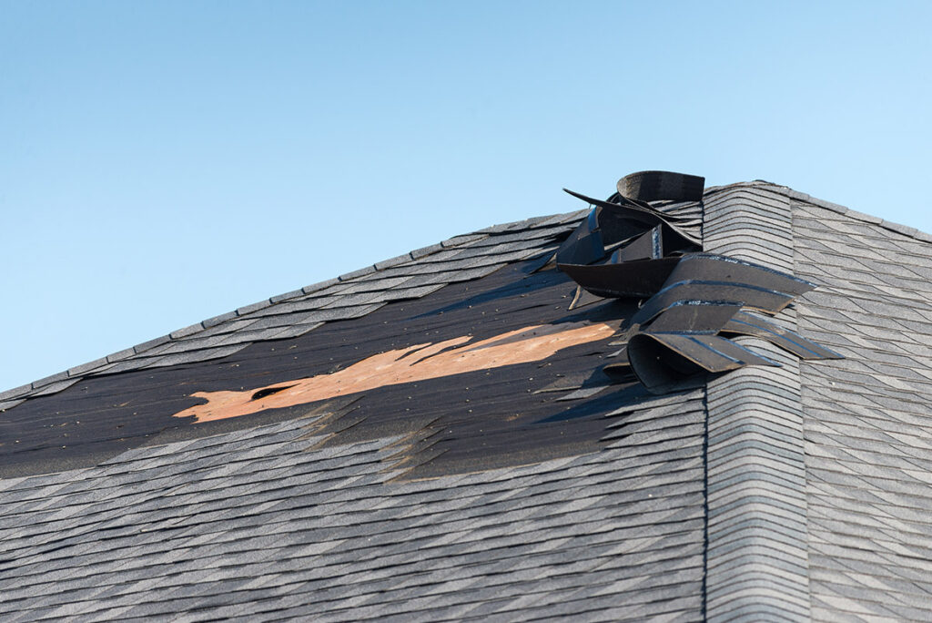 damaged-roof-insurance-claim